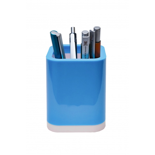 ps06_in_use_739071355